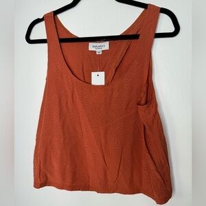 NWT Dailystory Montreal terracotta slit back tank size small